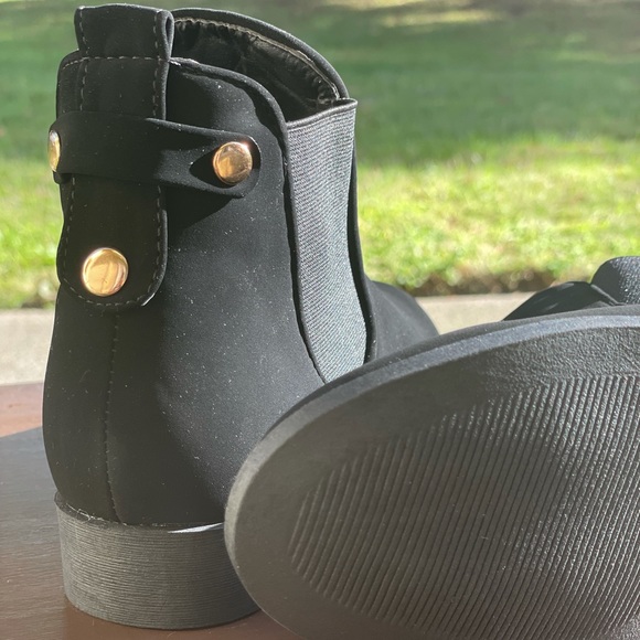 Black Ankle Boots Women’s Size 8 - Picture 7 of 14